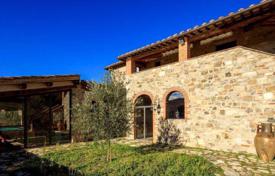 7 odalılar villa 800 m² Siena'da, İtalya. 2,600,000 €