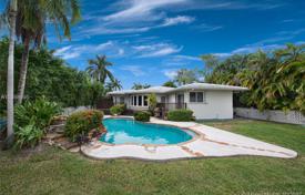 Villa – Bay Harbor Islands, Florida, Amerika Birleşik Devletleri. $2,500,000