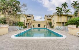 Şehir içinde müstakil ev – Coral Springs, Florida, Amerika Birleşik Devletleri. $332,000