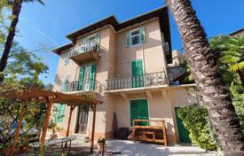 4 odalılar daire 200 m² Opatija'da, Hırvatistan. 1,200,000 €