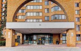 6 odalılar daire Scarborough'da, Kanada. C$667,000