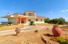 4 odalılar şehir içinde müstakil ev 313 m² Mora'da, Yunanistan. 490,000 €