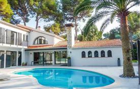Villa – Cap d'Antibes, Antibes, Cote d'Azur (Fransız Rivierası),  Fransa. 3,600,000 €