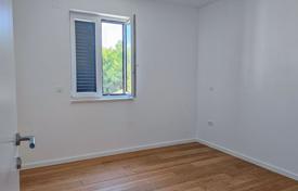 3 odalılar yeni binada daireler 66 m² Nerezine'de, Hırvatistan. 295,000 €