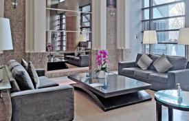 1 odalılar daire Bay Street'da, Kanada. C$1,044,000