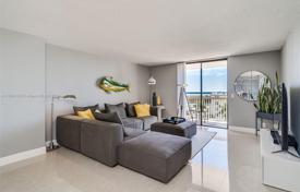 2 odalılar kondominyumda daireler 120 m² South Ocean Drive'de, Amerika Birleşik Devletleri. $585,000