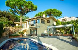 Villa – Lloret de Mar, Katalonya, İspanya. 1,150,000 €
