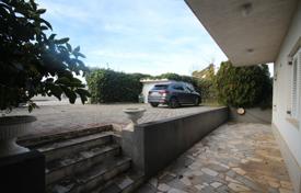 12 odalılar şehir içinde müstakil ev 600 m² Podstrana'da, Hırvatistan. 1,400,000 €