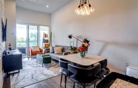 5 odalılar daire Etobicoke'de, Kanada. C$1,061,000