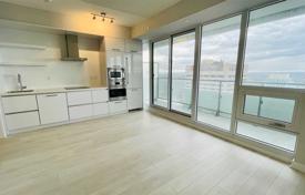 2 odalılar daire Yonge Street'da, Kanada. C$884,000