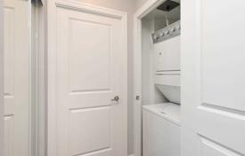 2 odalılar daire Etobicoke'de, Kanada. C$728,000