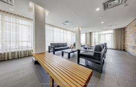 5 odalılar daire North York'da, Kanada. C$808,000