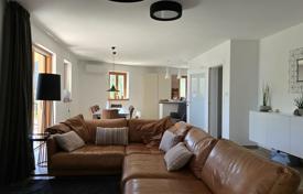 4 odalılar şehir içinde müstakil ev 137 m² Labin'da, Hırvatistan. 699,000 €