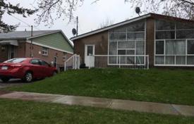 9 odalılar konak Scarborough'da, Kanada. C$1,167,000