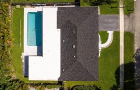 Şehir içinde müstakil ev – Plantation, Broward, Florida,  Amerika Birleşik Devletleri. $775,000