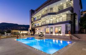 9 odalılar villa 850 m² Alanya'da, Türkiye. $2,662,000