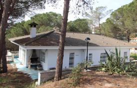 Villa – Lloret de Mar, Katalonya, İspanya. 377,000 €