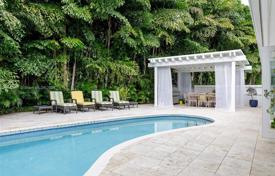 Şehir içinde müstakil ev – Old Cutler Road, Coral Gables, Florida,  Amerika Birleşik Devletleri. $5,930,000