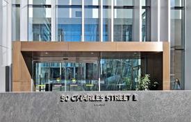 2 odalılar daire Charles Street East'da, Kanada. C$1,132,000