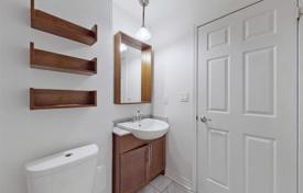 5 odalılar daire North York'da, Kanada. C$841,000