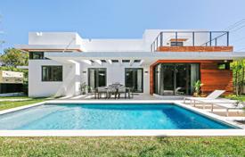 Villa – South Miami, Florida, Amerika Birleşik Devletleri. 2,139,000 €