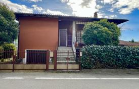 2 odalılar daire 155 m² Maccagno'da, İtalya. 420,000 €
