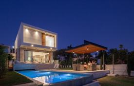 Villa – Chloraka, Baf, Kıbrıs. 1,580,000 €