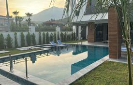 5 odalılar villa 250 m² Camyuva'da, Türkiye. 222,000 TRY haftalık