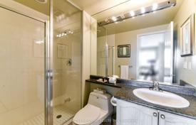 6 odalılar daire Etobicoke'de, Kanada. C$1,018,000