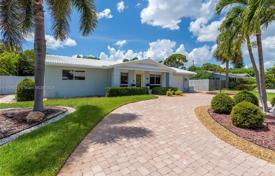 Şehir içinde müstakil ev – Deerfield Beach, Broward, Florida,  Amerika Birleşik Devletleri. $817,000