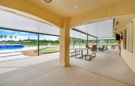 3 odalılar şehir içinde müstakil ev Miami'de, Amerika Birleşik Devletleri. $3,600,000