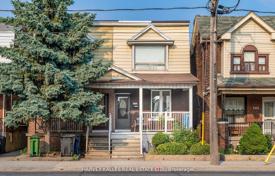 13 odalılar konak Dufferin Street'da, Kanada. C$1,160,000