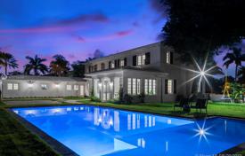 Villa – Coral Gables, Florida, Amerika Birleşik Devletleri. 2,717,000 €