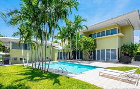 Villa – Miami, Florida, Amerika Birleşik Devletleri. 2,148,000 €