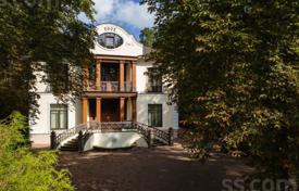 Konak 600 m² Kapu iela'da, Letonya. 1,500,000 €