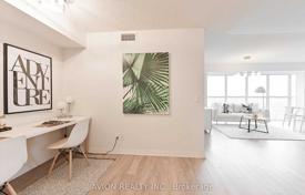 6 odalılar daire Scarborough'da, Kanada. C$840,000
