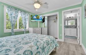 4 odalılar şehir içinde müstakil ev 239 m² Key Largo'da, Amerika Birleşik Devletleri. $1,125,000