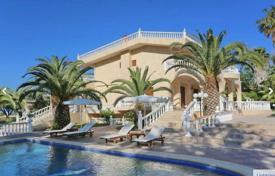 5 odalılar villa 350 m² Pallini'de, Yunanistan. 4,000,000 €