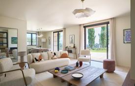 6 odalılar yazlık ev Mougins'de, Fransa. 2,800,000 €