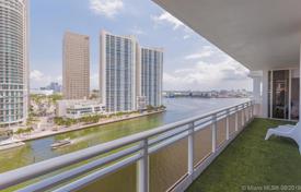 3 odalılar daire 140 m² Miami'de, Amerika Birleşik Devletleri. 807,000 €