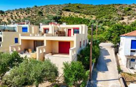 4 odalılar konak 200 m² Mora'da, Yunanistan. 250,000 €