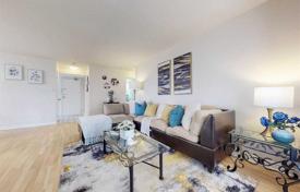 3 odalılar daire Scarborough'da, Kanada. C$790,000