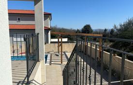 5 odalılar şehir içinde müstakil ev 182 m² Labin'da, Hırvatistan. 409,000 €