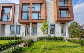 3 odalılar konak Bayview Avenue'de, Kanada. C$1,884,000