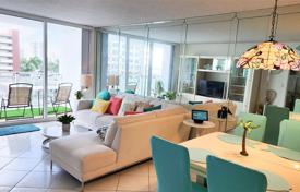 1 odalılar kondominyumda daireler 68 m² Hallandale Beach'da, Amerika Birleşik Devletleri. $340,000