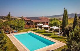 4 odalılar villa 200 m² Volterra'da, İtalya. 790,000 €