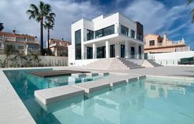 Villa – Torrevieja, Valencia, İspanya. 1,495,000 €