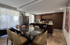 3 odalılar çatı dairesi Limasol'da, Kıbrıs. 990,000 €