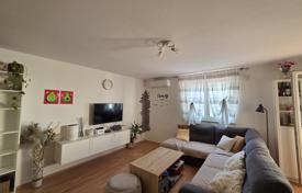 2 odalılar daire 72 m² Pula'da, Hırvatistan. 195,000 €