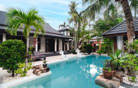 Villa – Rawai Beach, Rawai, Phuket,  Tayland. $1,023,000